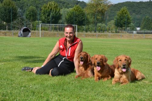 Bergfexn´s Balduin, TQ Cayo der Bergfex + Bergfexn´s Claus bei der European Obedience Open 2020